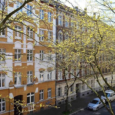 Schoener Wohnen Im Denkmal - Grosszuegig Geschnitten, Kostenfreies Wlan Leipzig Buitenkant foto
