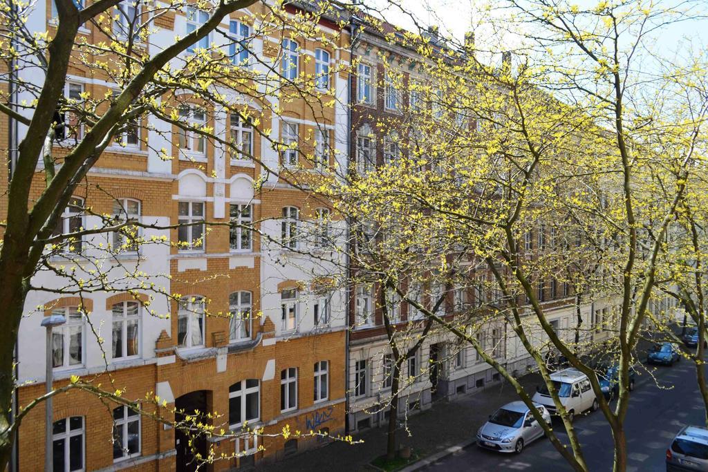 Schoener Wohnen Im Denkmal - Grosszuegig Geschnitten, Kostenfreies Wlan Leipzig Buitenkant foto